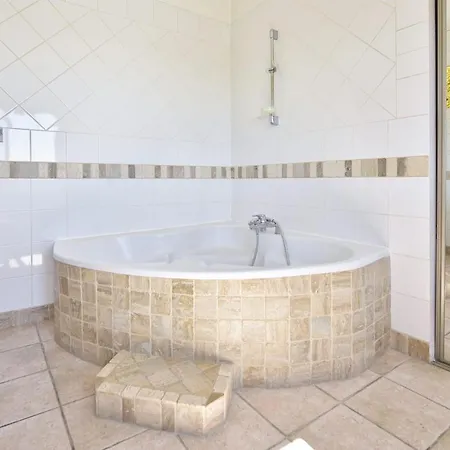 Вилла Family House With Swimming Pool & Sea View Антиб