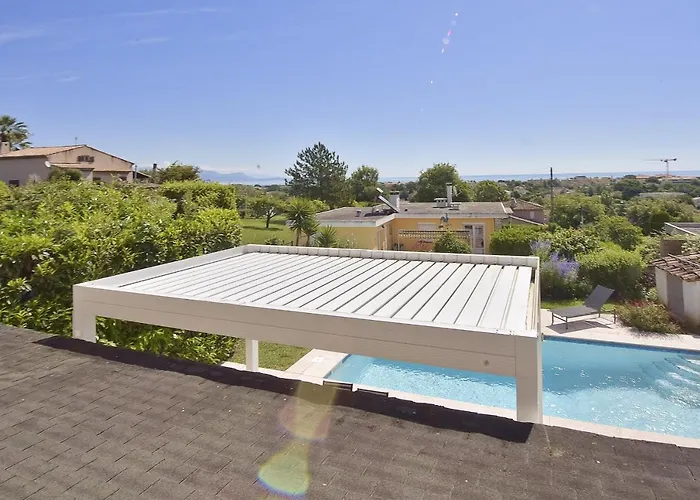 Family House With Swimming Pool & Sea View Antibes