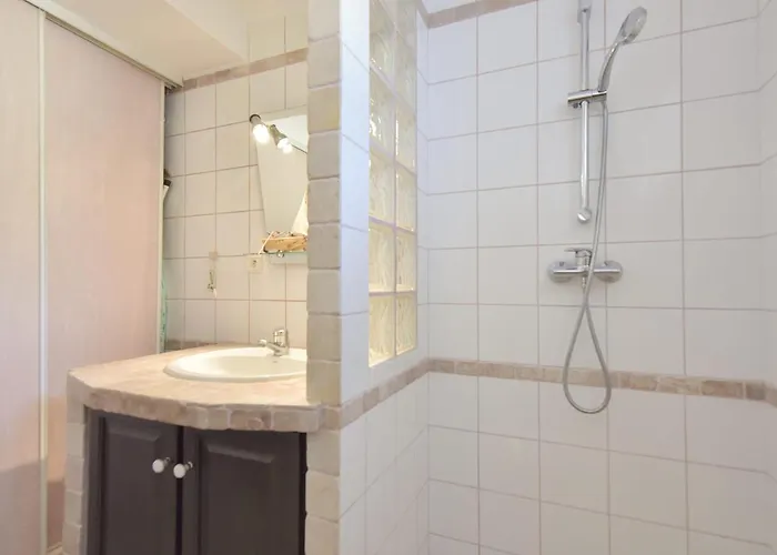 Family House With Swimming Pool & Sea View * Antibes